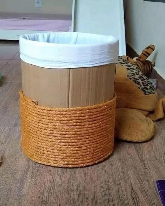 Корзина из большой бутылки