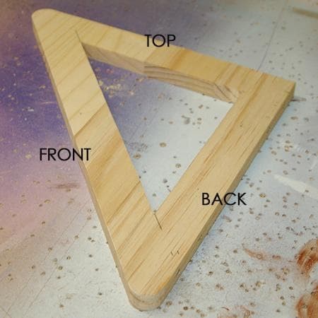 Откидной полукруглый столик