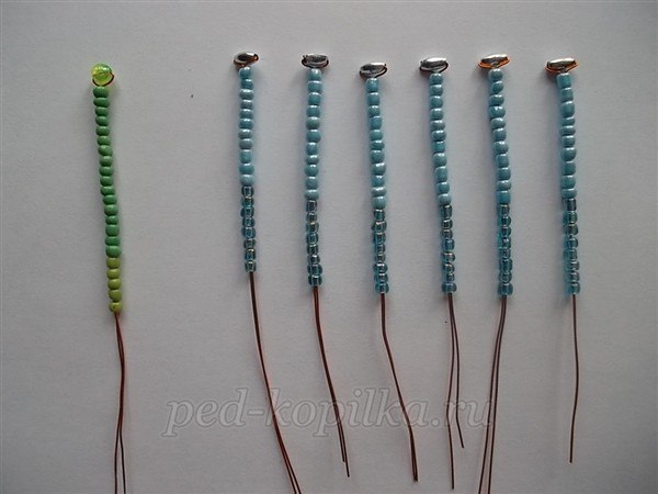 Цветы из пластиковых бутылок для сада