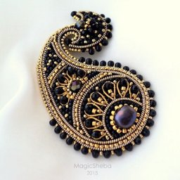 ​Искусство бисероплетения: пейсли