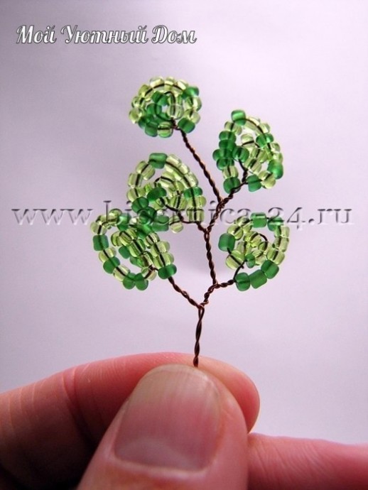 Сирень из бисера