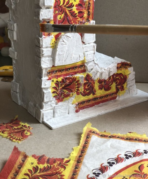 Печка-карандашница из картона Печка-карандашница из картона