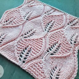 Нежный узор с листиками