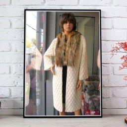 Вязанный крючком кардиган