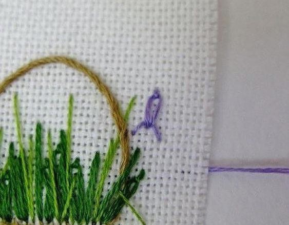 Çiçekli işlemeli sepet