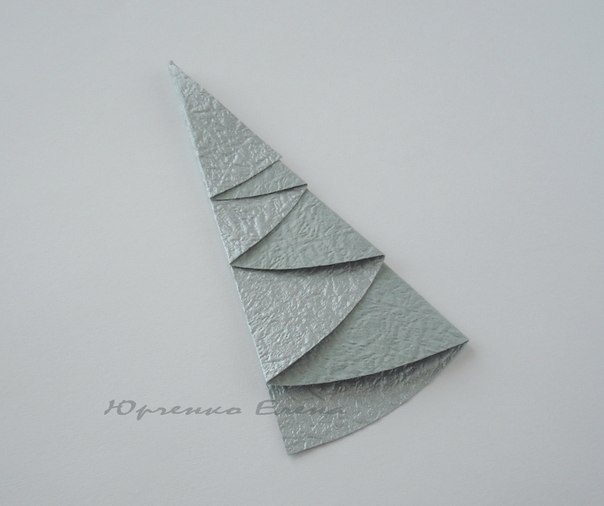 Ёлочка из бумаги на Рождественскую открытку
