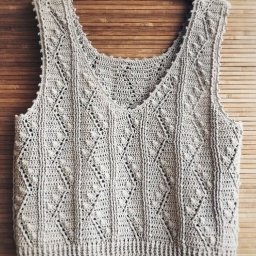 ​Красивый топ крючком