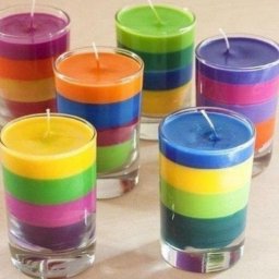 Радужные свечи из восковых карандашей