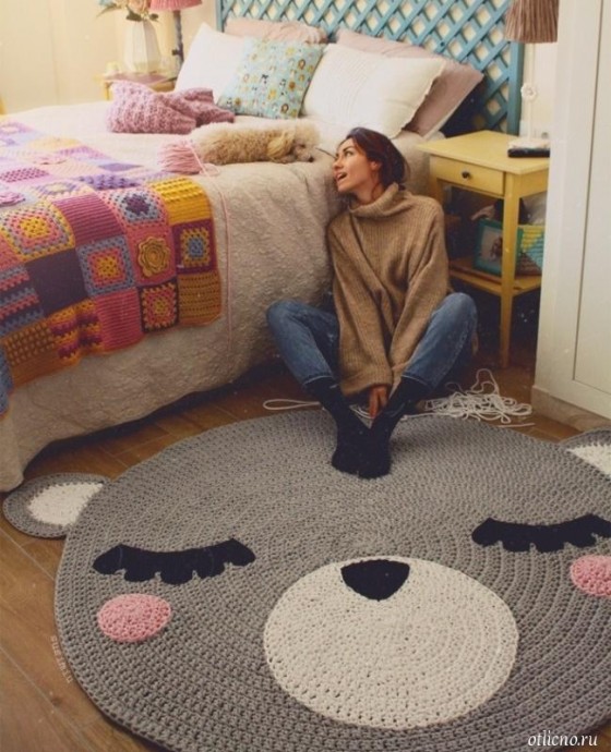 Уютный коврик для детской в виде мишки