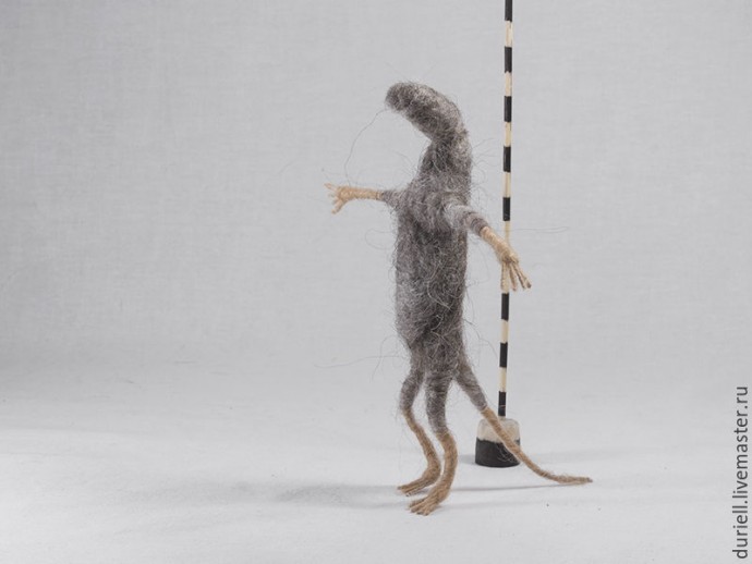 Валяем забавного крысёнка на каркасе Валяем забавного крысёнка на каркасе