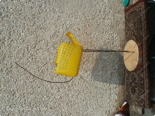 Журавль из пластиковых бутылок