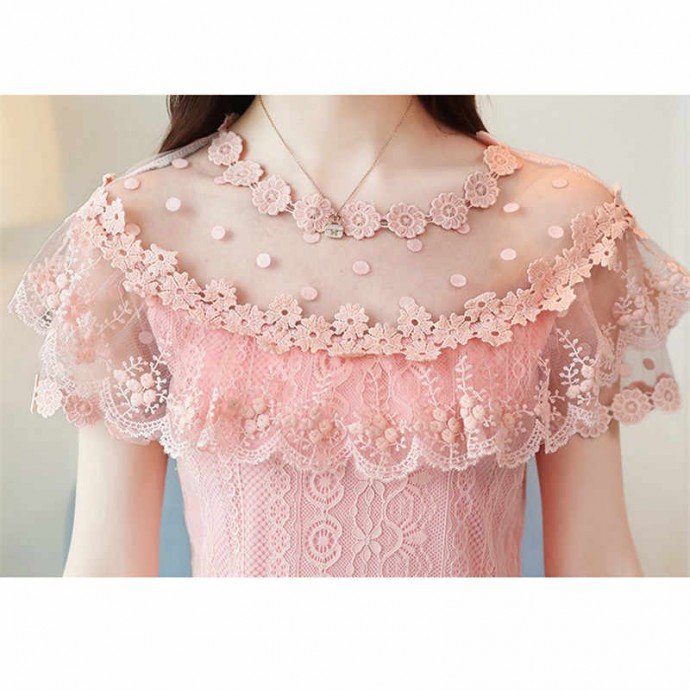 Блузы с кружевными рукавчиками: идеи для красоты образа