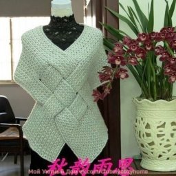 ​Жилет с плетёным узором