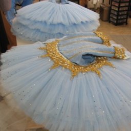 Сценический костюм