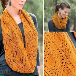 Шарф снуд с прекрасным ажурным узором в виде сложных ромбов