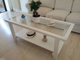 Стильный журнальный столик из старого окна своими руками