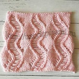 ​Красивый ажурный волнистый узор спицами