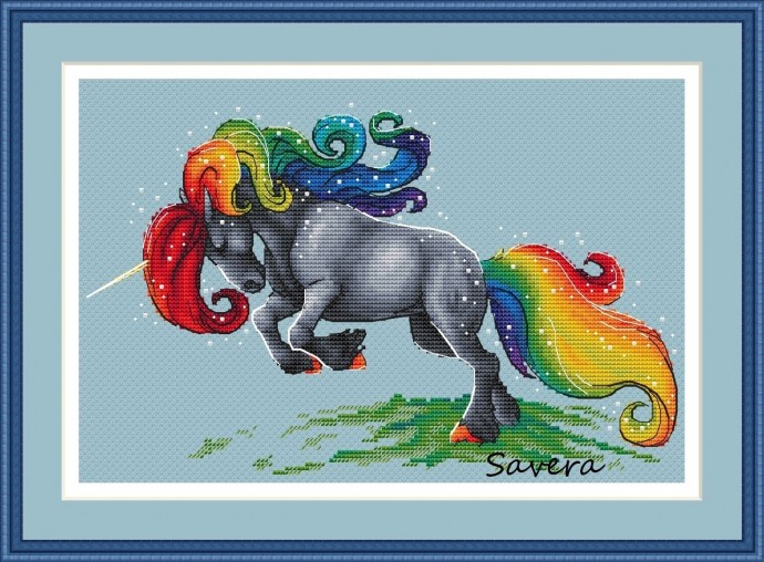 ​Вышиваем радужного коня