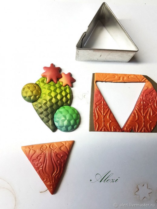 Брошь "Кактус" из полимерной глины