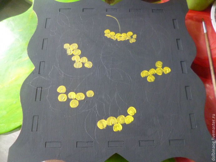 Роспись деревянной шкатулки под Жостово