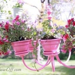 Кашпо из старой люстры