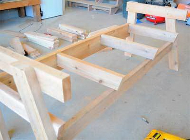 Скамья-диван для дачи или балкона своими руками