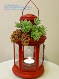 Бисерная шишка на ветке