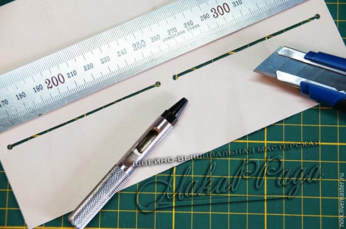 Шьем кожаный кошелек с вышивкой "Городец"