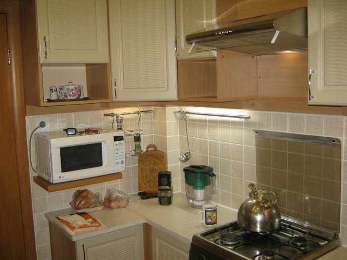 Продуманный дизайн очень маленькой кухни