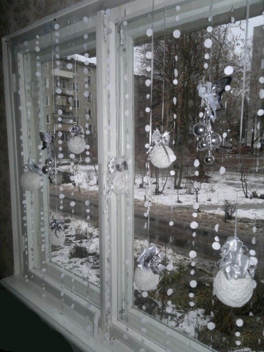 Украшение окон к Новому году