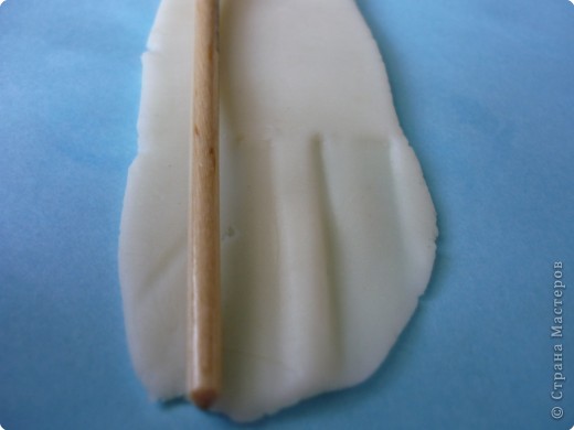 Лепим лилию: как живая