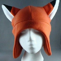 Шапка с лисьими ушами