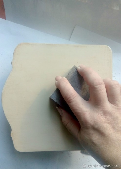 Создаем состаренную ключницу: стилизация под слоновую кость Создаем состаренную ключницу: стилизация под слоновую кость