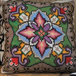 Вышивка болгарским крестом