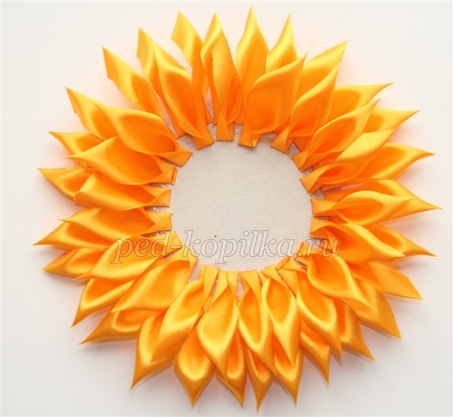 Канзаши подсолнухи: мастер-класс Канзаши подсолнухи: мастер-класс