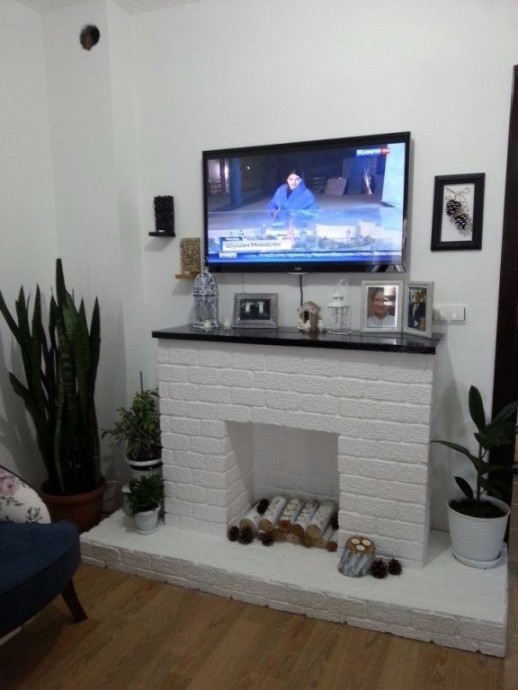 Камин с поленьями Камин с поленьями