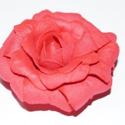 Роза из фоамирана
