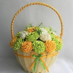 Корзинка из газетных трубочек