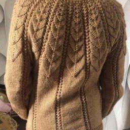 ​Кокетка с расходящимися лучами