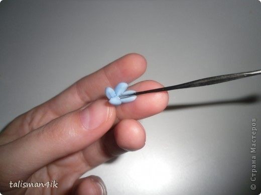 Учимся лепить сирень