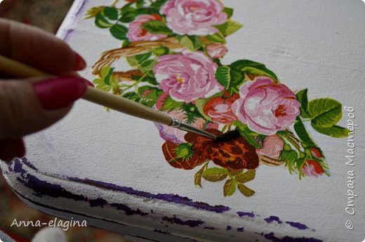 Винтажная переделка старого стола в стиле шебби-шик