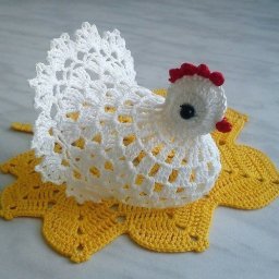 ​Вязаная курочка
