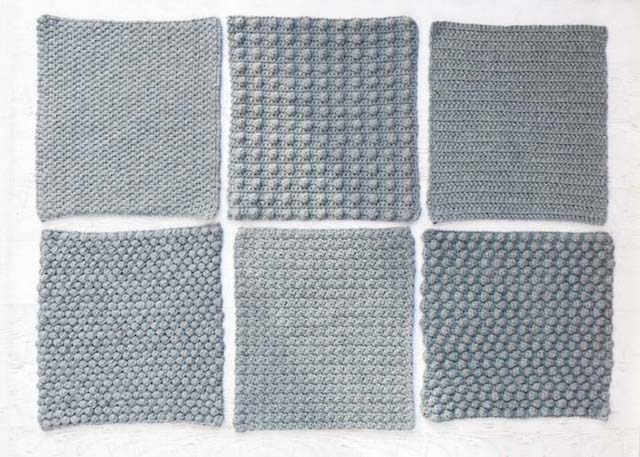 Вязаный квадратный пуфик спицами