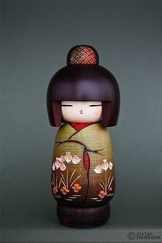 Японские деревянные куколки кокеси (кокеши)