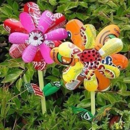 Украшаем дачный участок цветами