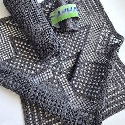 ​Квадратная салфетка в технике филейного вязания