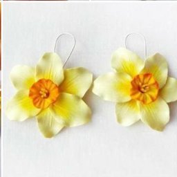 Лепка нарциссов из полимерной глины или холодного фарфора: мастер-класс