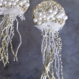 Морская медуза из бисера