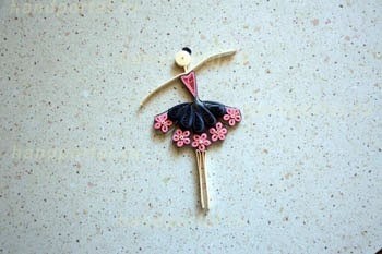 Балерина в технике квиллинга