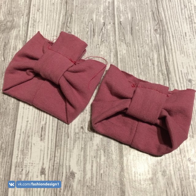 Как сделать бантики на манжетах леггинсов